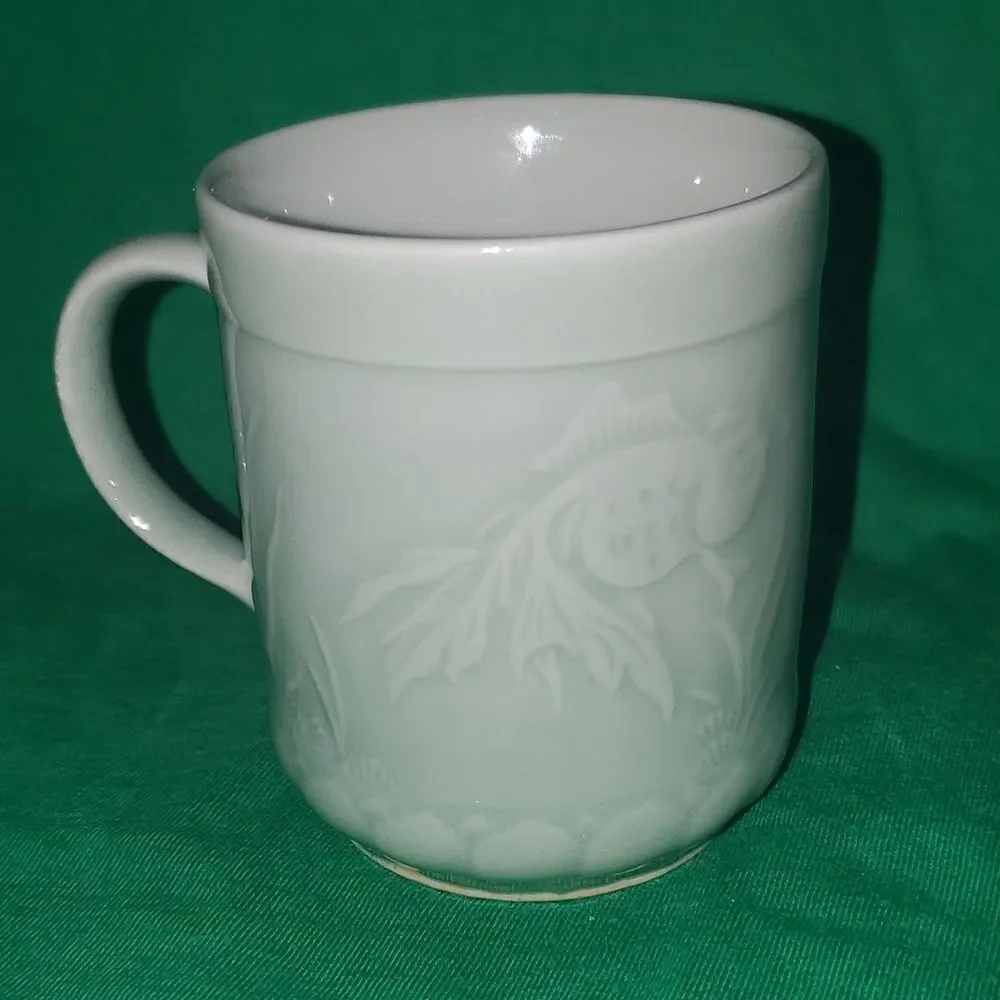 Vintage Longquan Celadon Koi Carp Fish Tea Coffee Cup 8 0z.